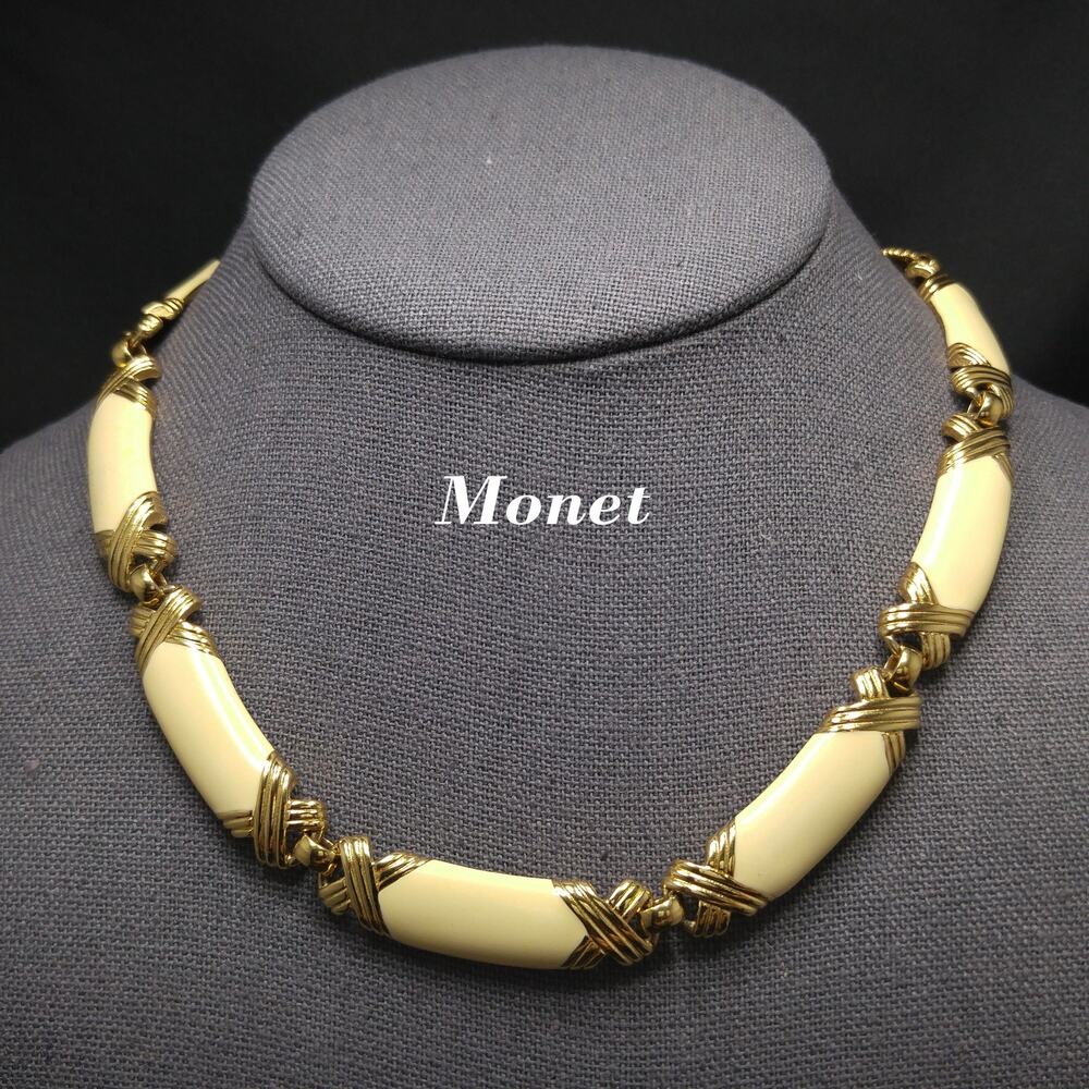 Monet Cream Enamel Link Necklace, Gold Plated, 1980s Vintage Jewelry